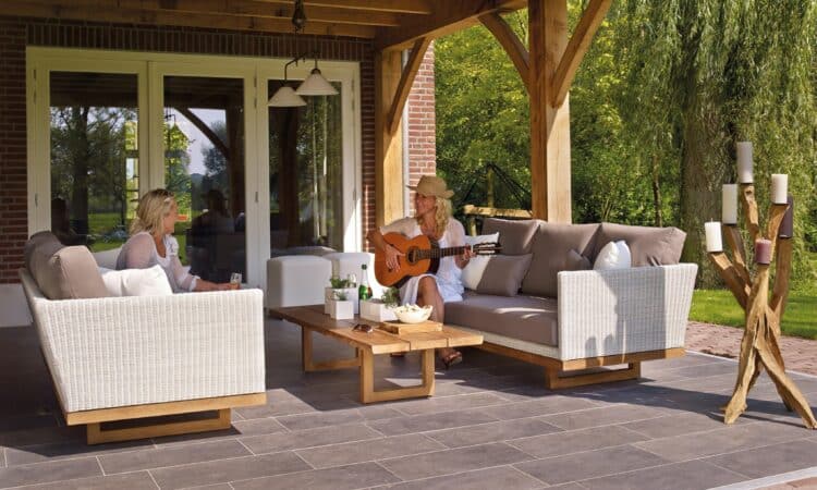 How To Spruce Up Your Patio On A Budget